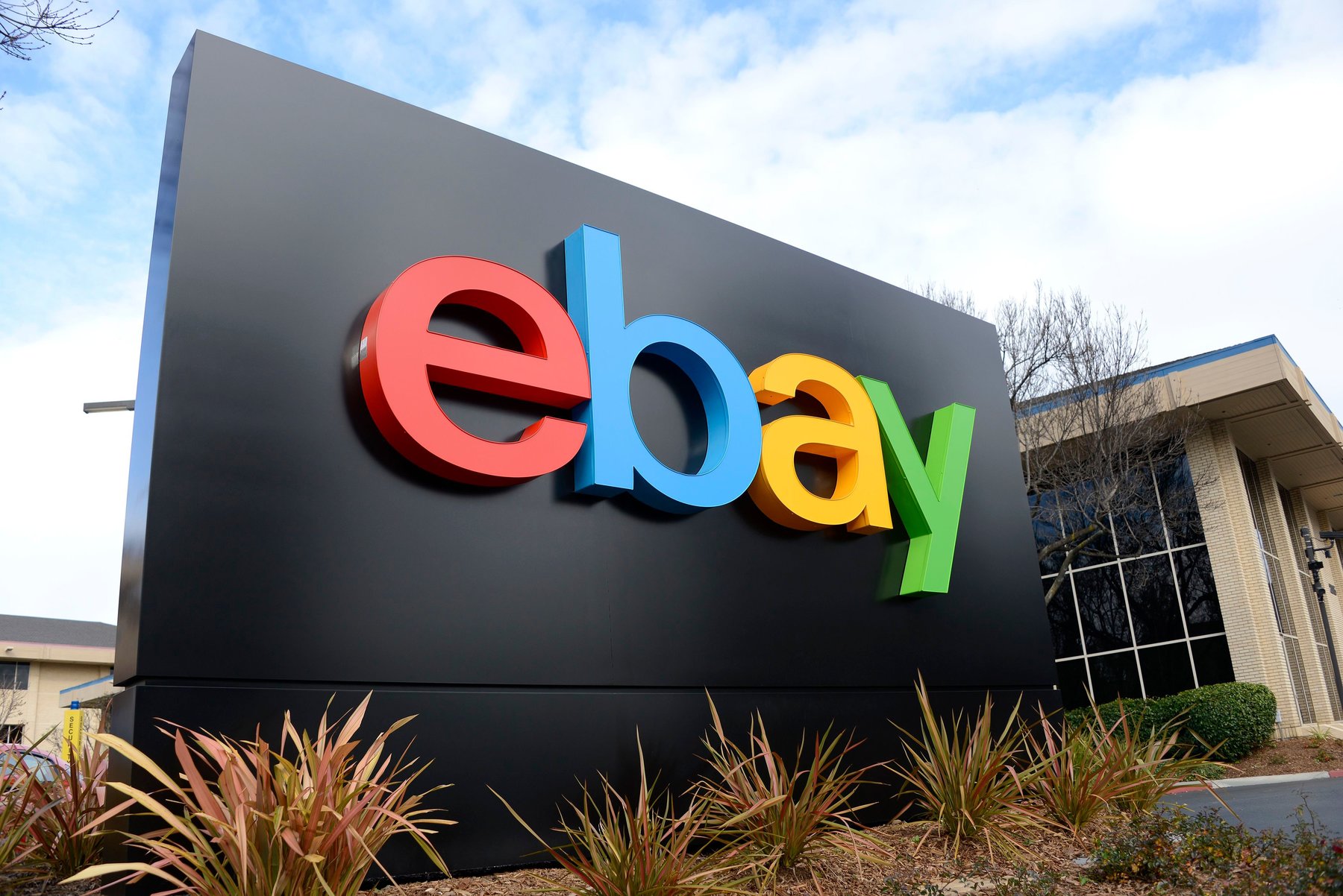 eBay may not allow you to sell items without a bank account eBay may not allow you to sell items without a bank account